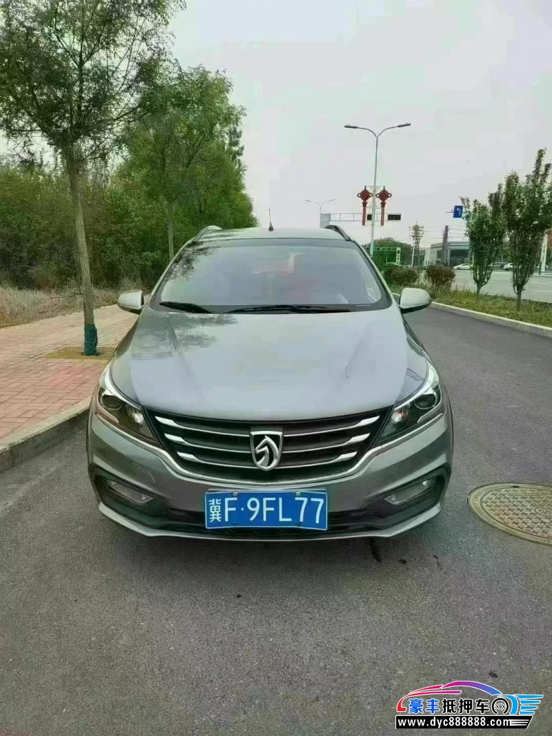 17年宝骏310W轿车抵押车出售