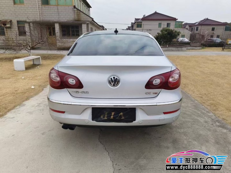 13年大众CC轿车抵押车出售