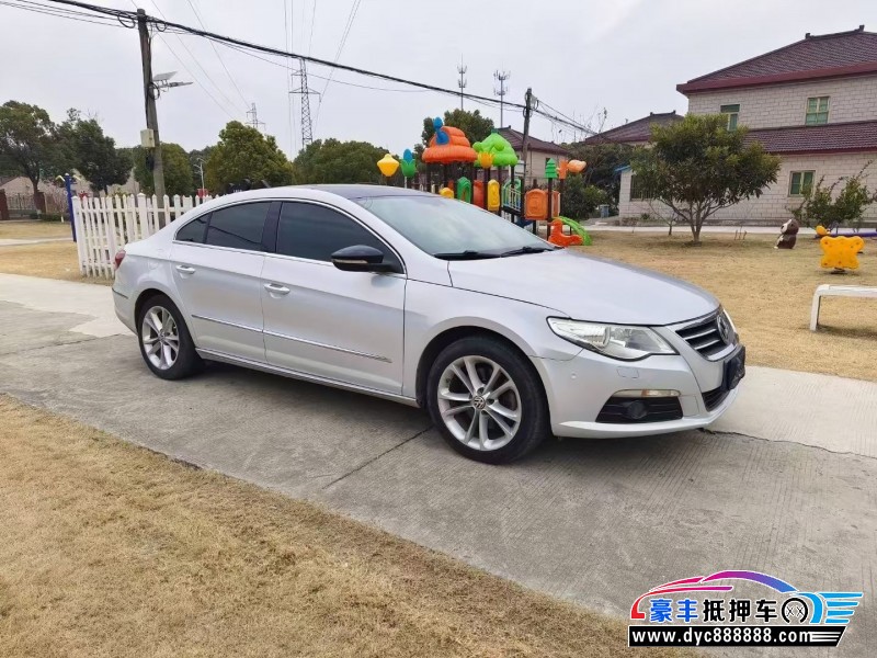 13年大众CC轿车抵押车出售