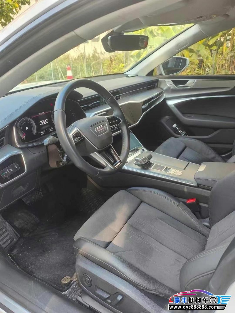 24年奥迪A7轿车抵押车出售