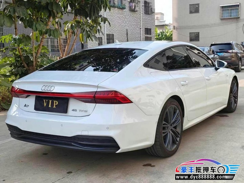 24年奥迪A7轿车抵押车出售
