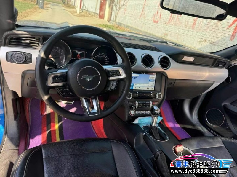 17年福特野马轿车抵押车出售