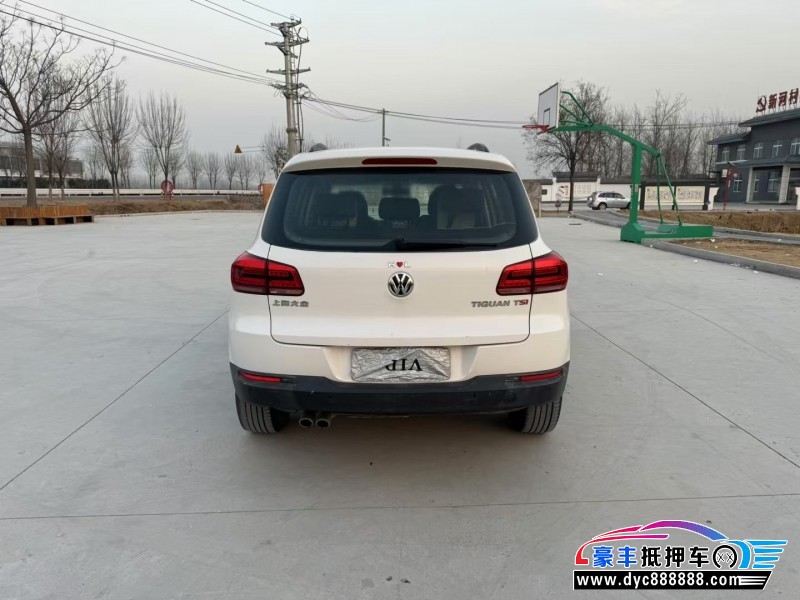 15年大众途观轿车抵押车出售