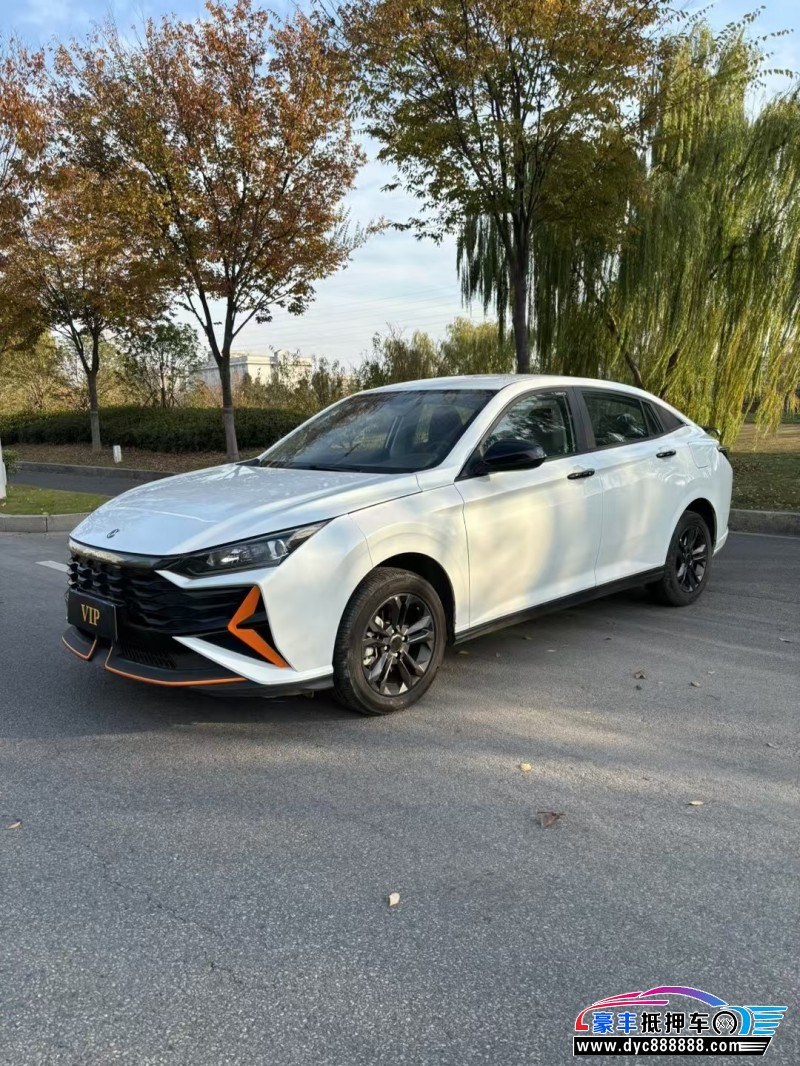 24年东风风神奕炫轿车抵押车出售