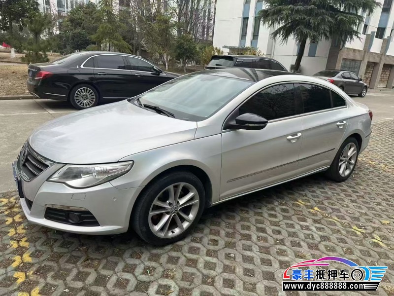 13年大众CC轿车抵押车出售