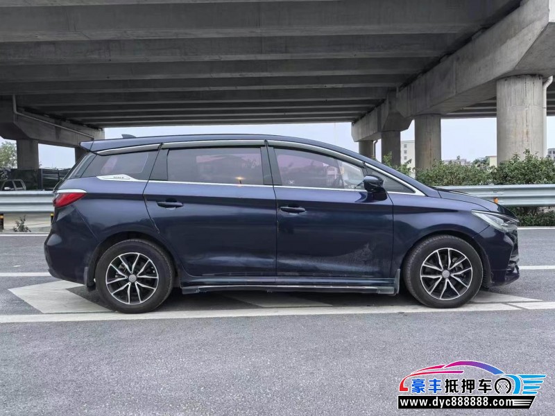 18年比亚迪宋SUV抵押车出售