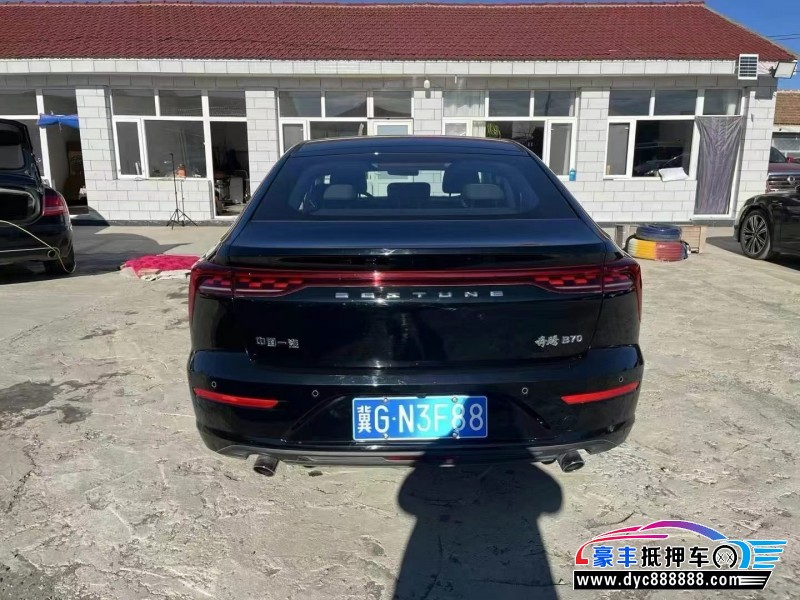 23年奔腾B70轿车抵押车出售