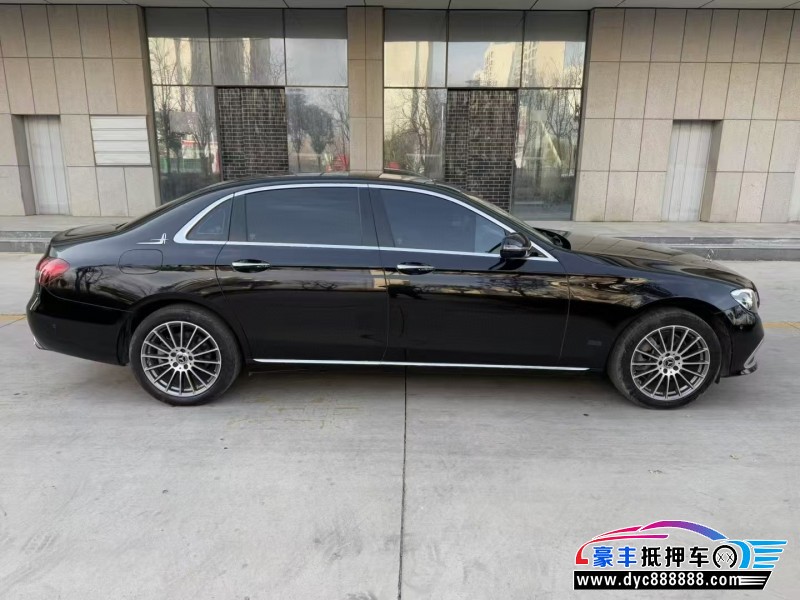 22年奔驰E轿车抵押车出售