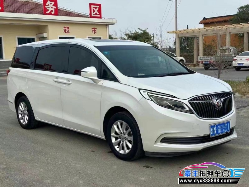 17年别克GL8轿车抵押车出售