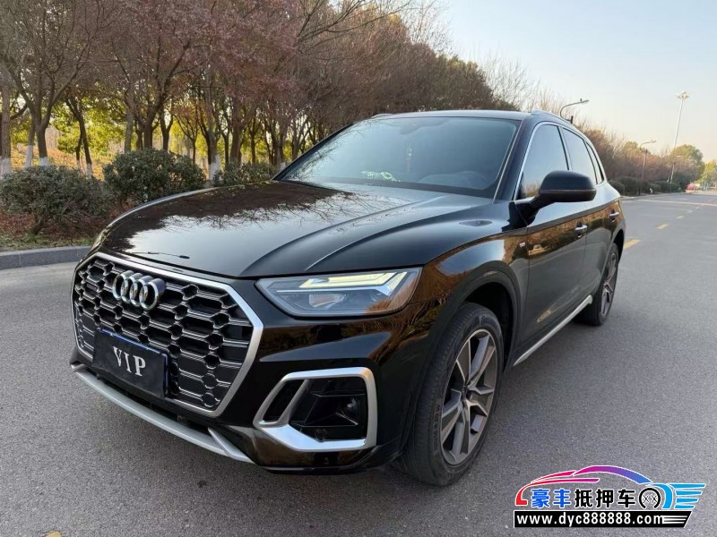 22年奥迪Q5轿车抵押车出售