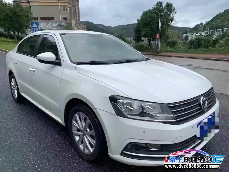 17年大众朗逸轿车抵押车出售