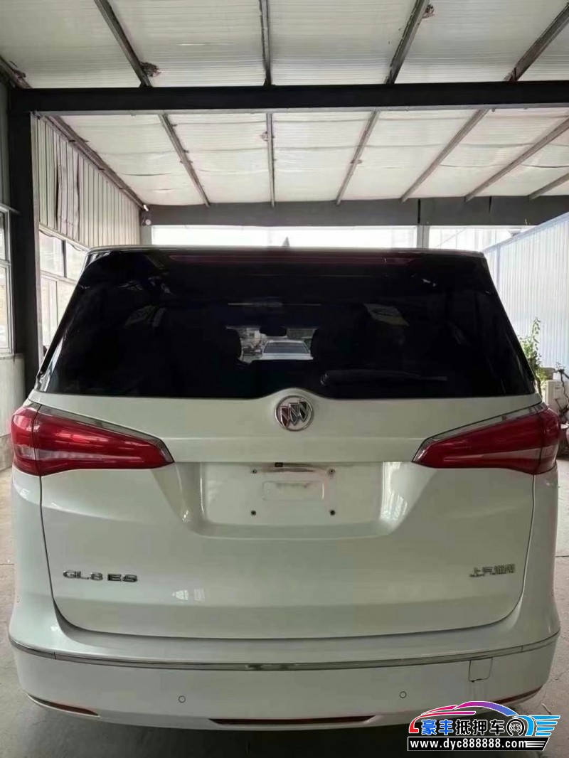 19年别克GL8轿车抵押车出售