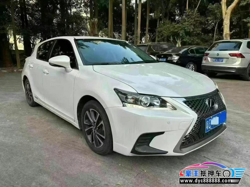 20年雷克萨斯CT轿车抵押车出售