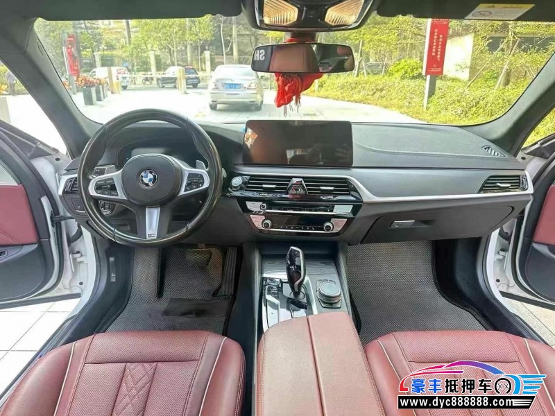 22年宝马5系轿车抵押车出售