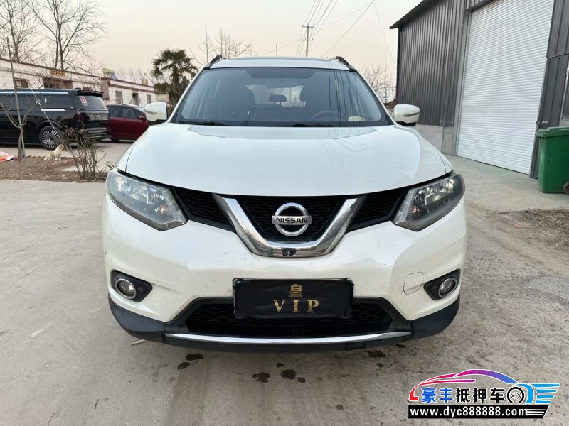 16年日产奇骏轿车抵押车出售