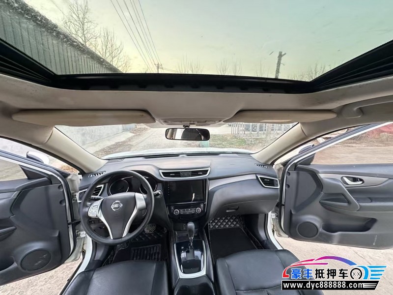 16年日产奇骏轿车抵押车出售
