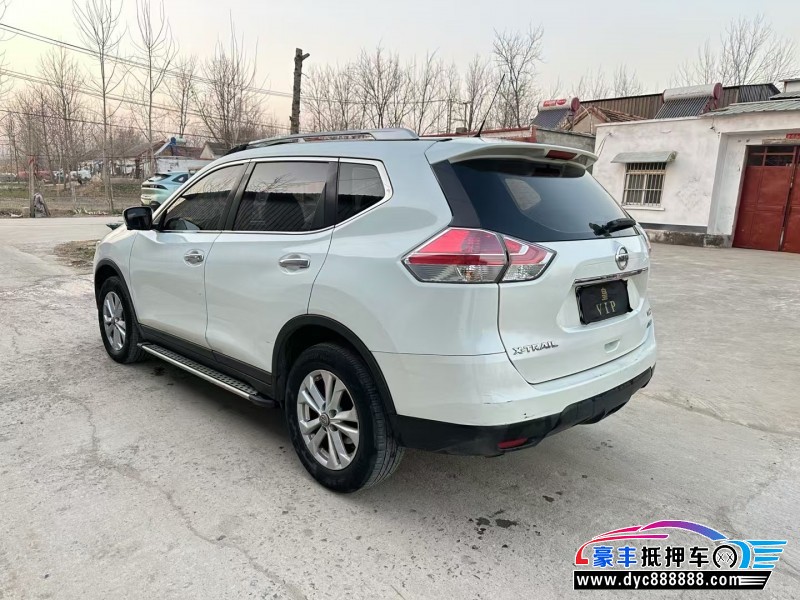 16年日产奇骏轿车抵押车出售