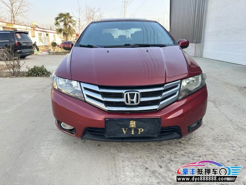 12年本田锋范轿车抵押车出售