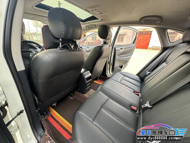 20年日产轩逸轿车抵押车出售