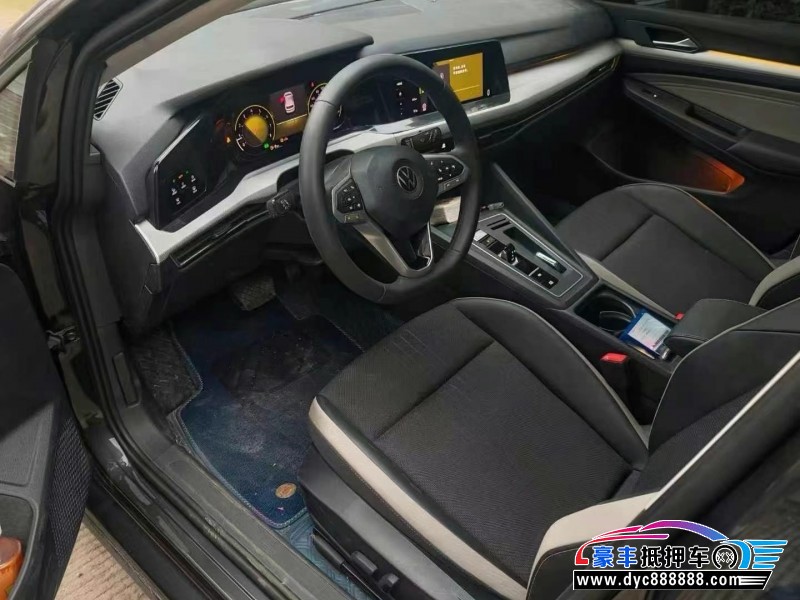 22年大众高尔夫轿车抵押车出售