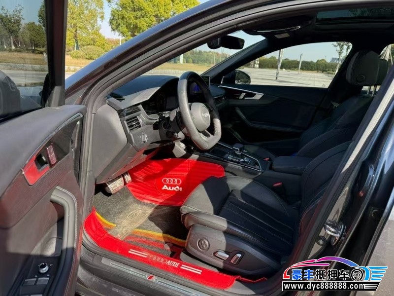 23年奥迪A4L轿车抵押车出售