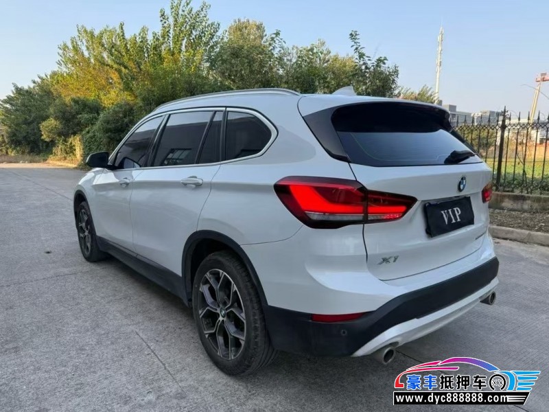 22年宝马X1轿车抵押车出售