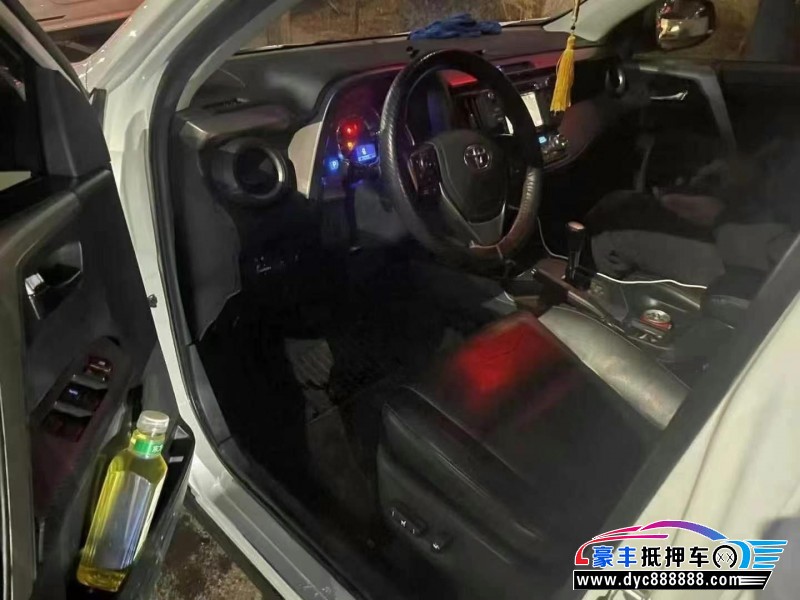 15年丰田RAV4SUV抵押车出售