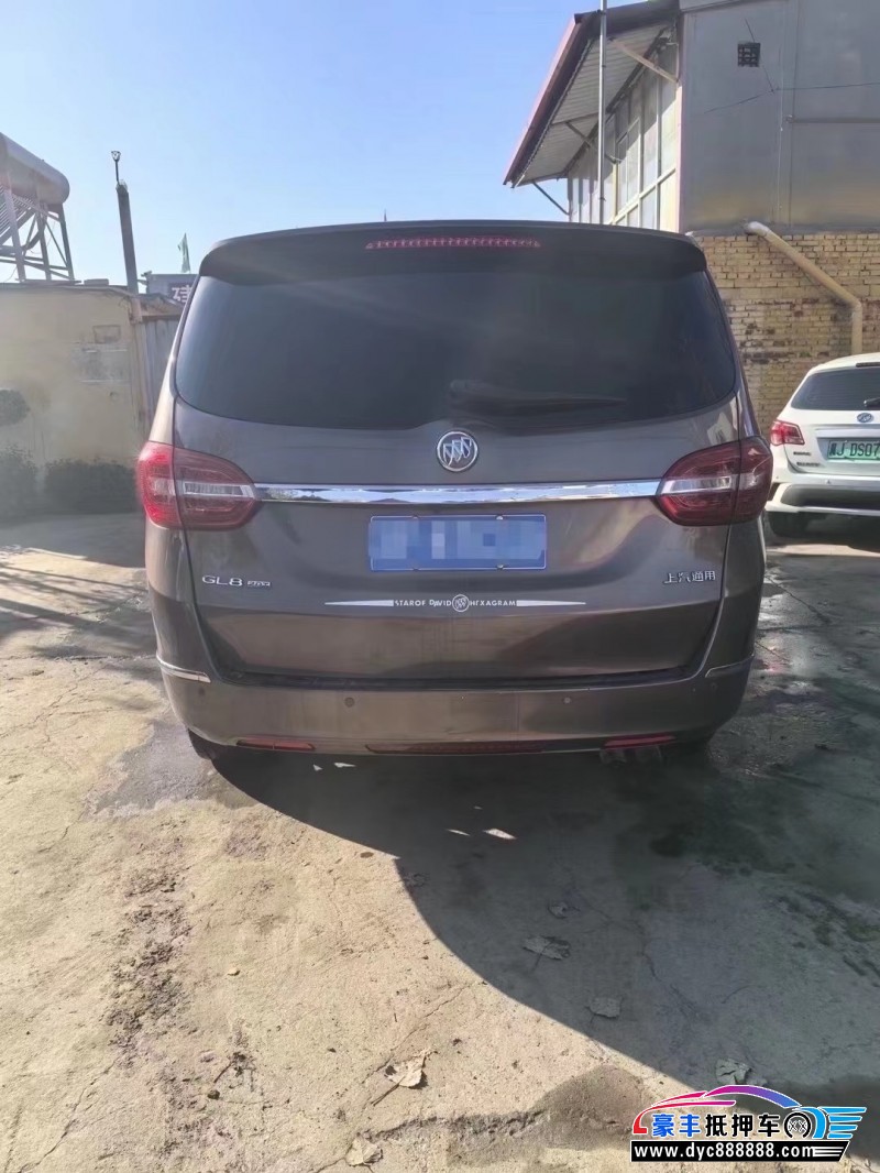 20年别克GL8轿车抵押车出售