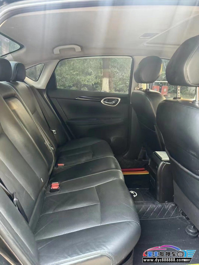 18年日产轩逸轿车抵押车出售