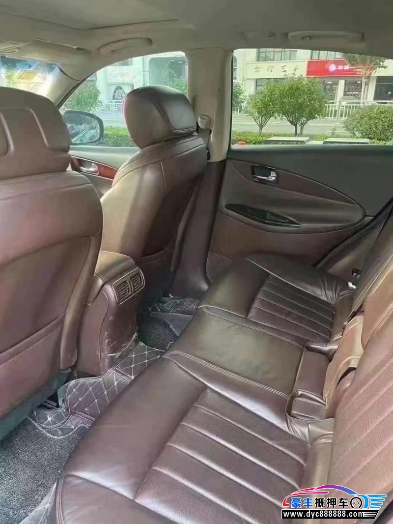 11年英菲尼迪EX轿车抵押车出售