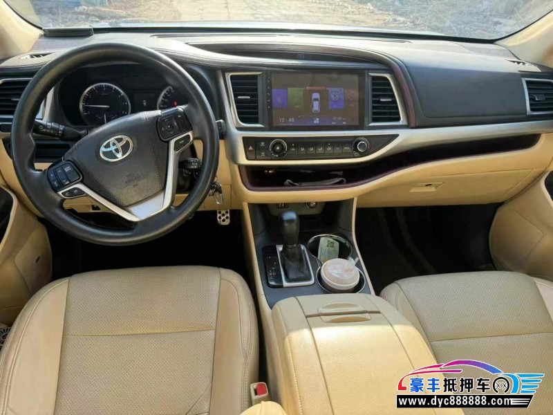 16年丰田汉兰达轿车抵押车出售