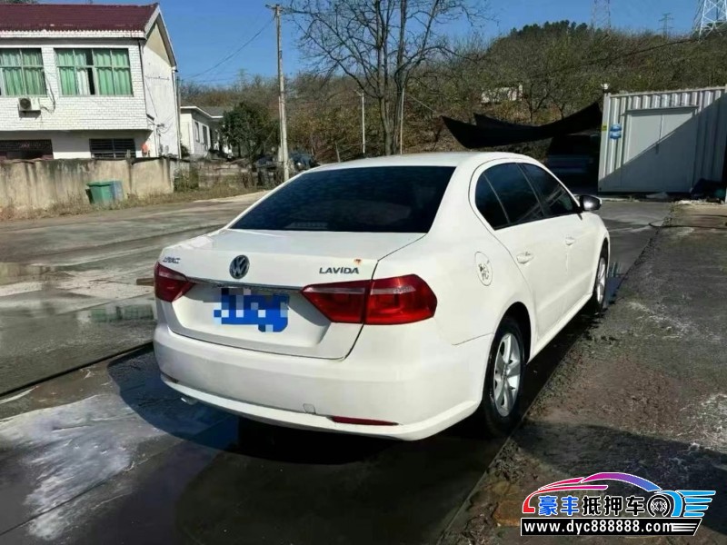 17年大众朗逸轿车抵押车出售