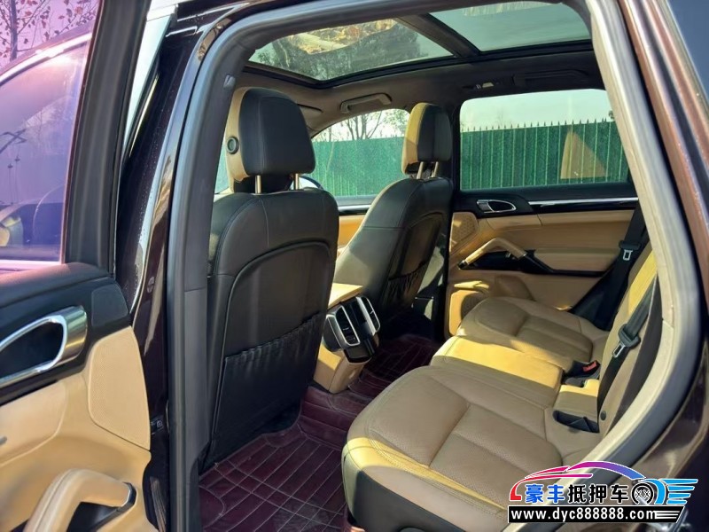 15年保时捷卡宴轿车抵押车出售