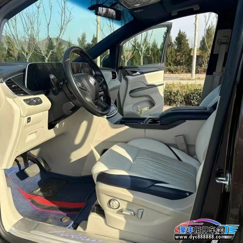 20年别克GL8轿车抵押车出售