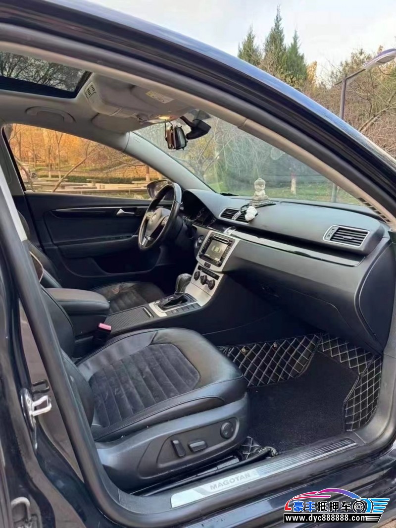 16年大众迈腾轿车抵押车出售