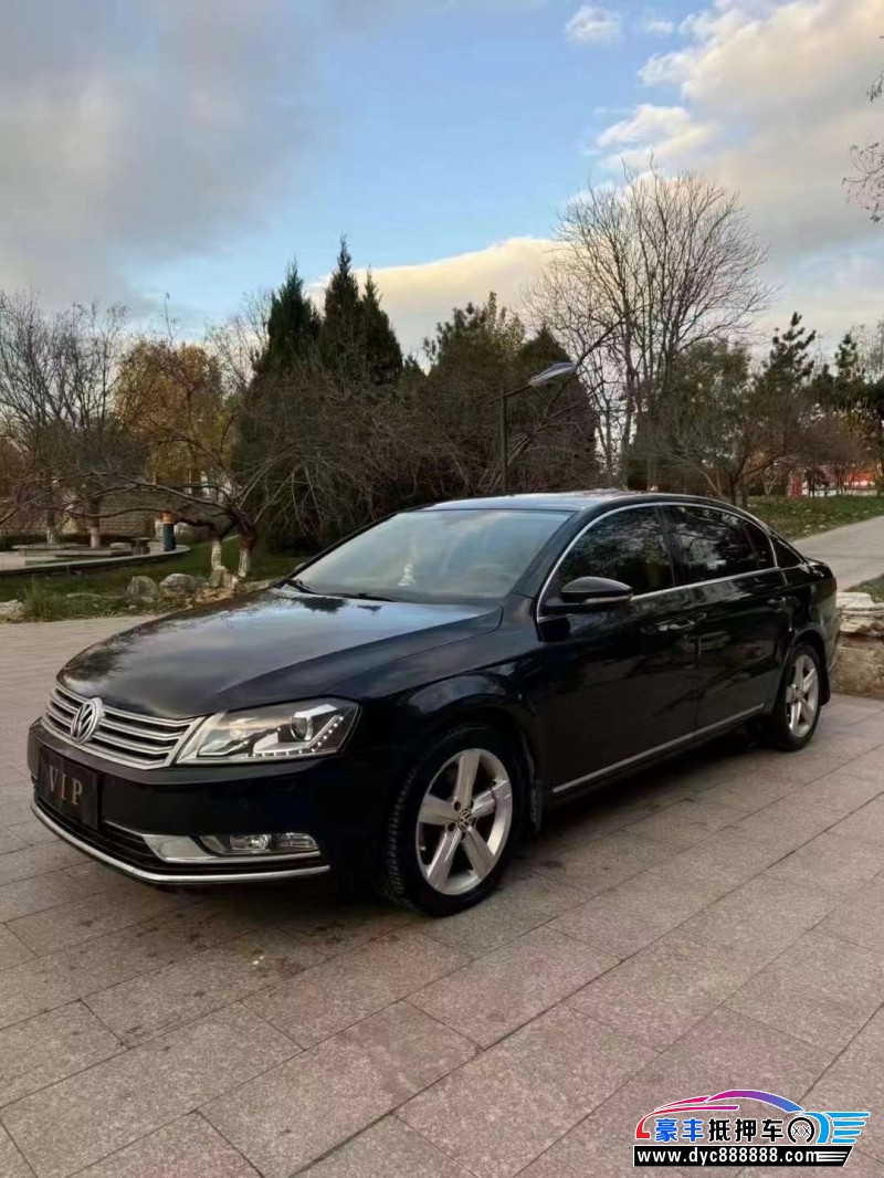 16年大众迈腾轿车抵押车出售