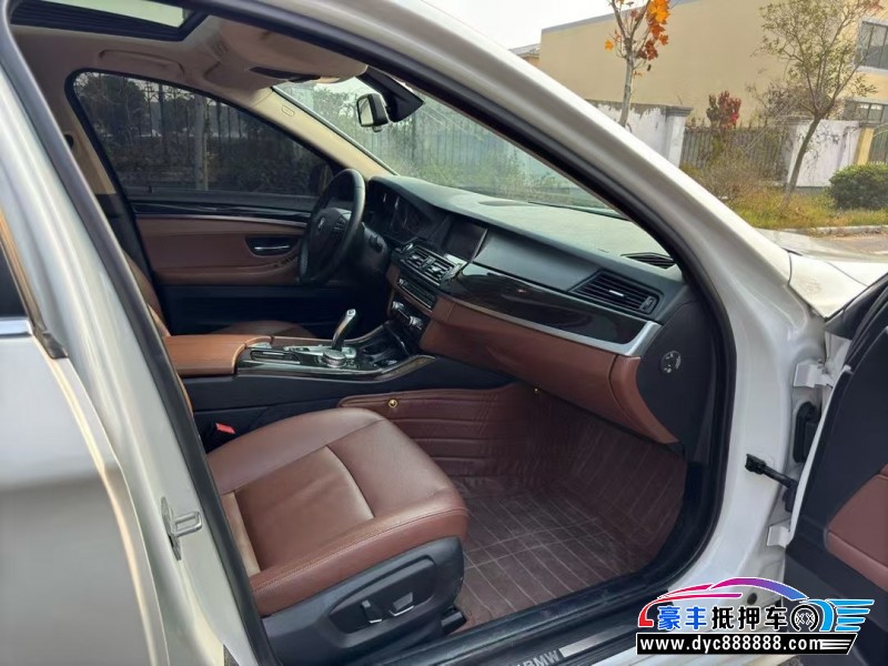 19年宝马5系轿车抵押车出售