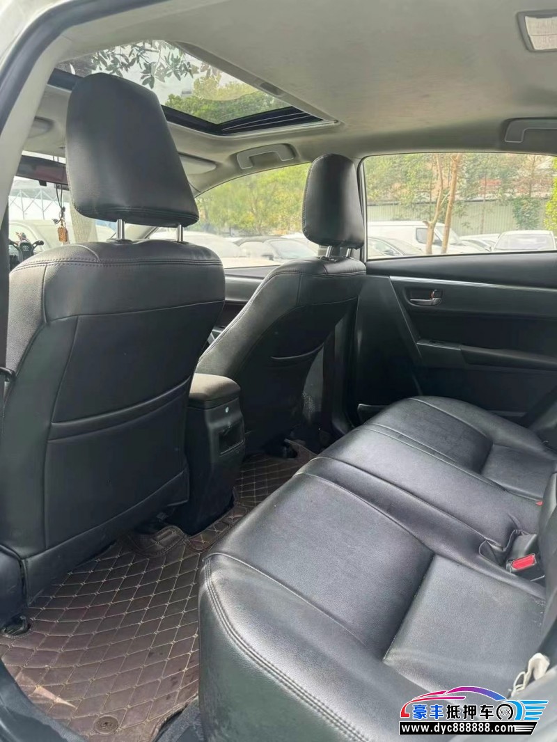 18年丰田卡罗拉轿车抵押车出售