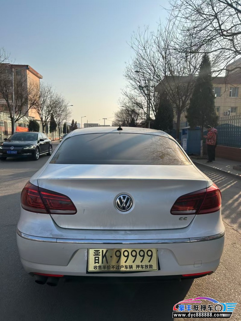 16年大众CC轿车抵押车出售