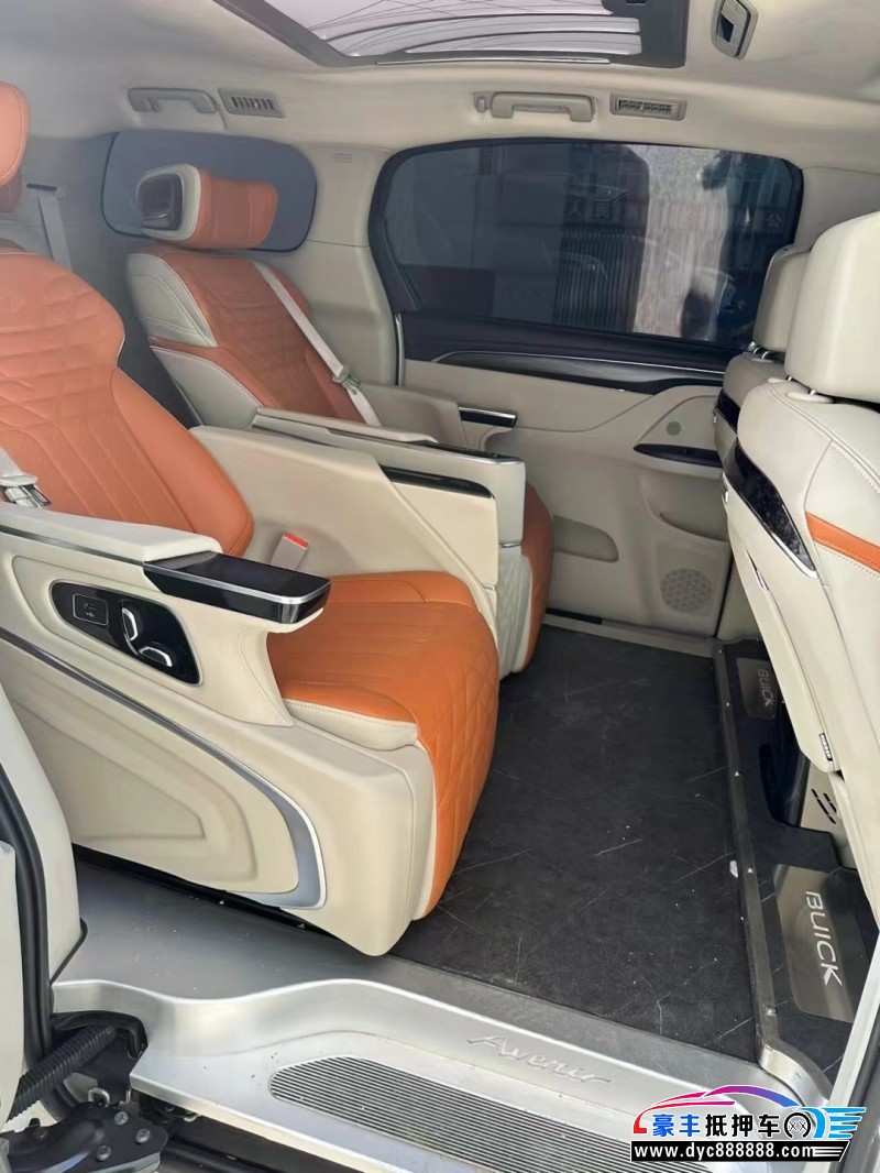 21年别克GL8轿车抵押车出售