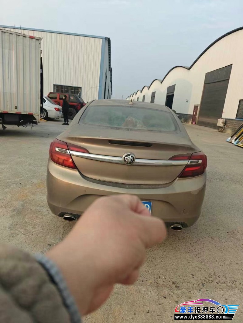 14年别克君威轿车抵押车出售