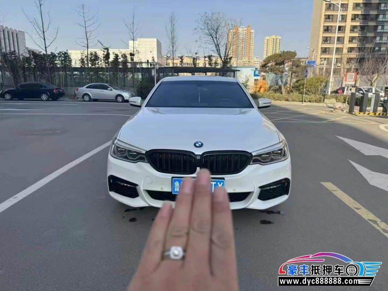 18年宝马5系轿车抵押车出售