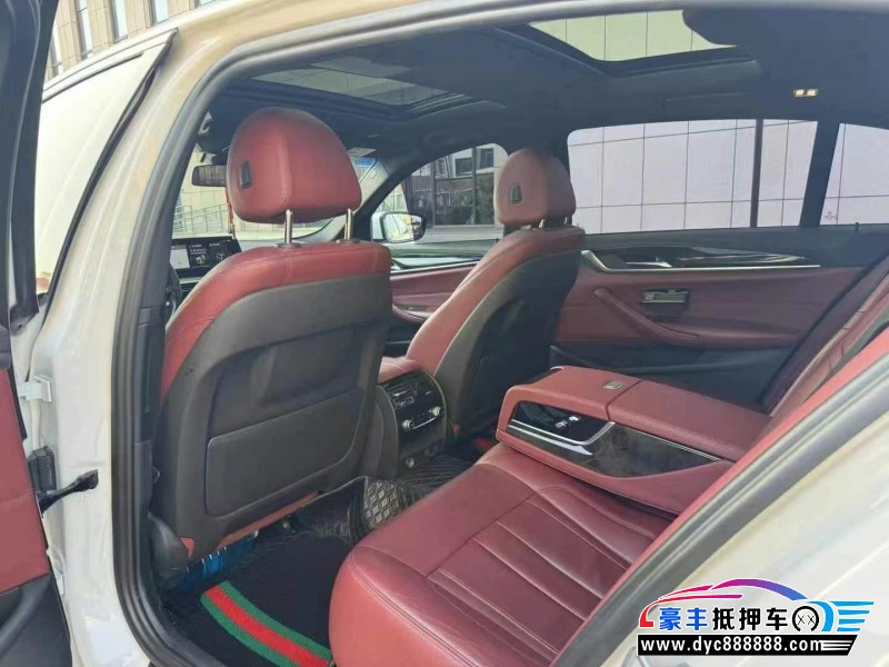 18年宝马5系轿车抵押车出售