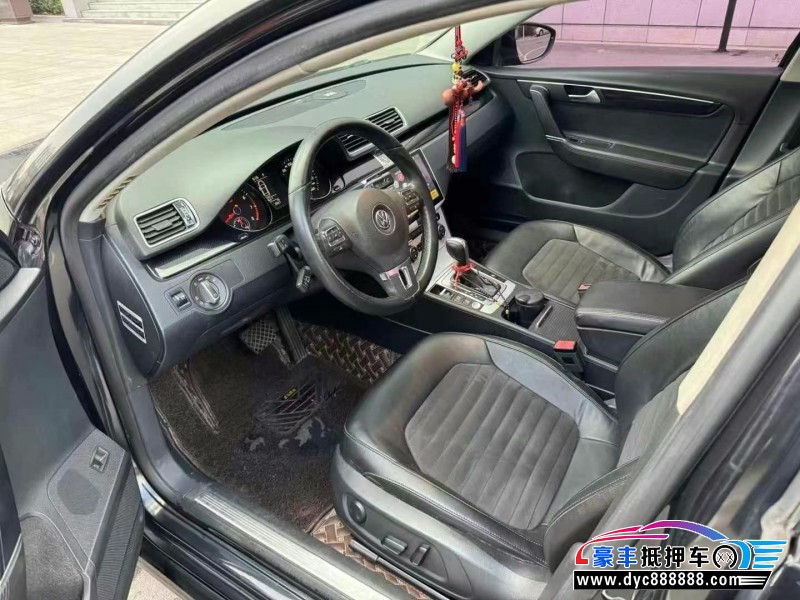 16年大众迈腾轿车抵押车出售