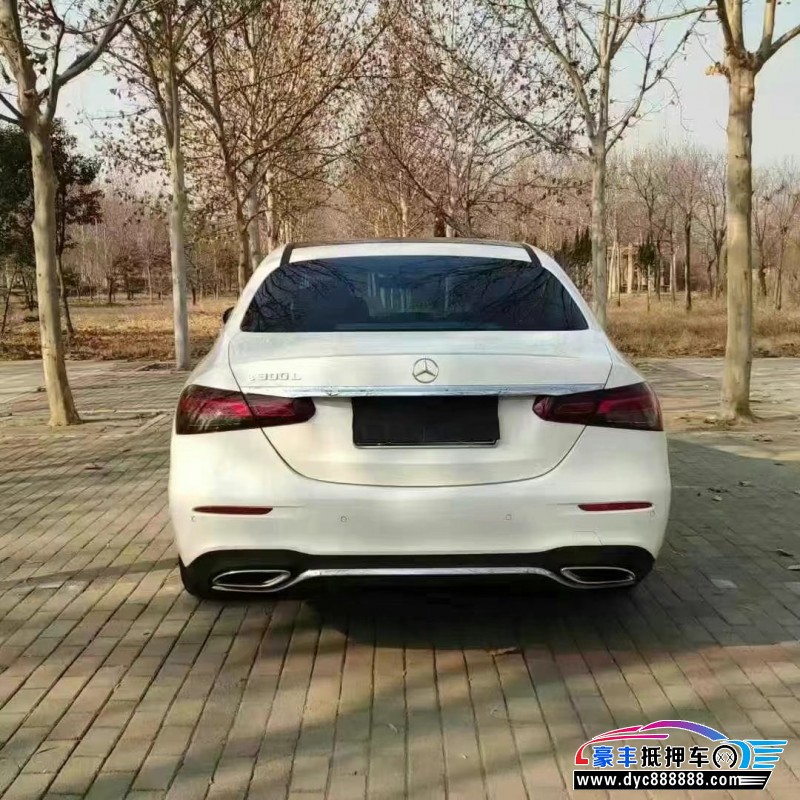 22年奔驰E轿车抵押车出售