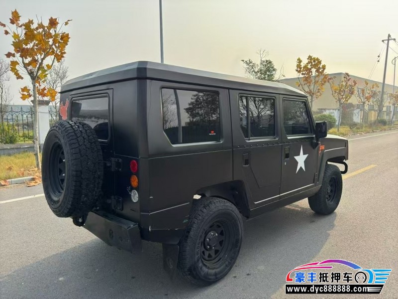 20年北汽制造勇士轿车抵押车出售