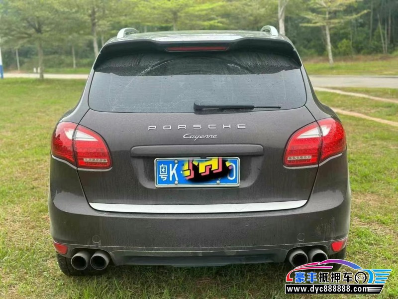 14年保时捷卡宴轿车抵押车出售