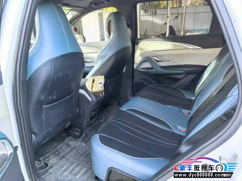 22年比亚迪宋轿车抵押车出售