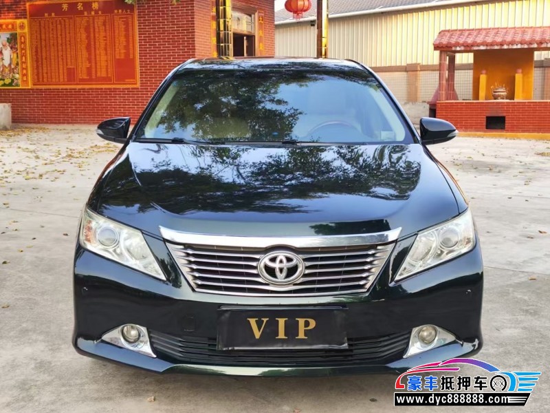 13年丰田凯美瑞轿车抵押车出售