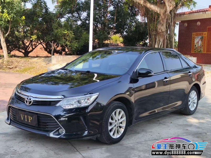 17年丰田凯美瑞轿车抵押车出售